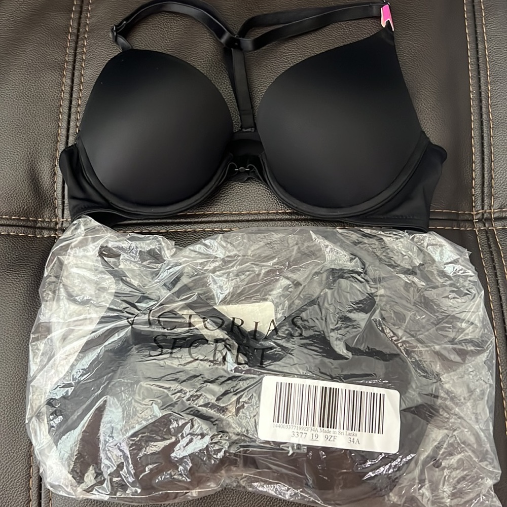 BNWT Pink by Victoria’s Secret Push-up bra 34A